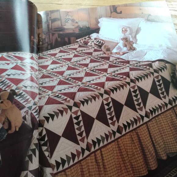 Vintage Quilting Sewing Patterns Book 14 Quilts 16 Small Projects Winter Warmers - Picture 8 of 13